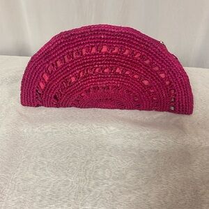 NWOT Fuchsia Handcrafted Madagascar Crochet Clutch